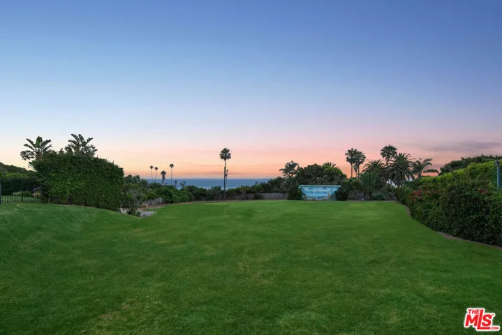 30420 Morning View Drive, Malibu, California 90265