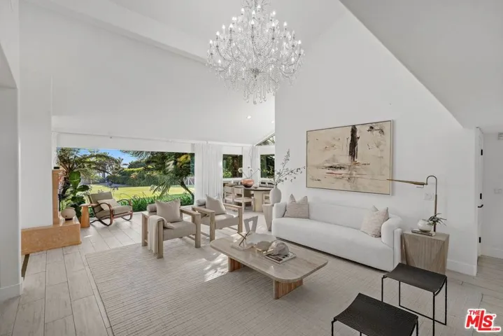 30420 Morning View Drive, Malibu, California 90265