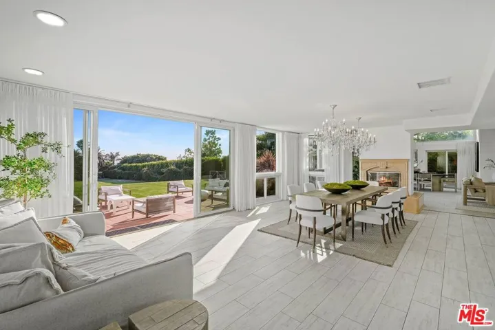 30420 Morning View Drive, Malibu, California 90265
