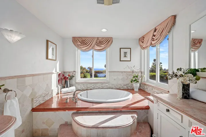 30420 Morning View Drive, Malibu, California 90265