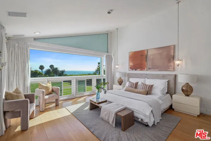 30420 Morning View Drive, Malibu, California 90265