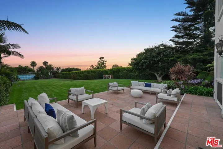 30420 Morning View Drive, Malibu, California 90265