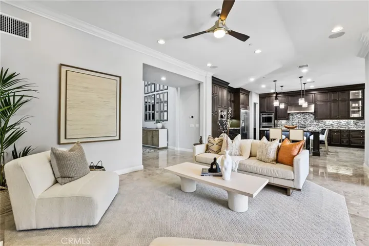 11 Swift, Lake Forest, California 92630