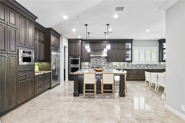 11 Swift, Lake Forest, California 92630