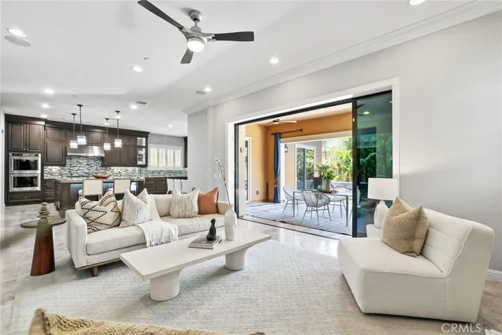 11 Swift, Lake Forest, California 92630