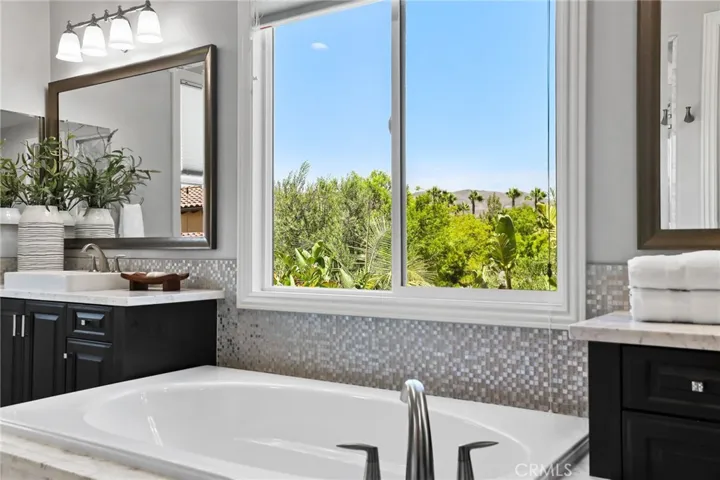 11 Swift, Lake Forest, California 92630
