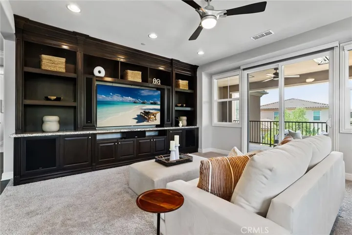 11 Swift, Lake Forest, California 92630