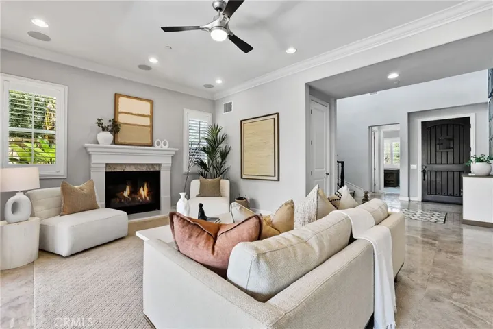 11 Swift, Lake Forest, California 92630