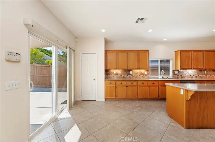 33195 Vermont Road, Temecula, California 92592