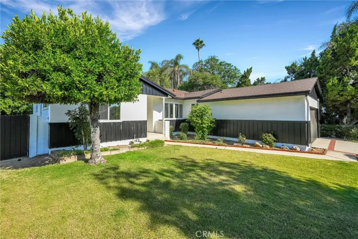 10141 Odessa Avenue, North Hills, California 91343