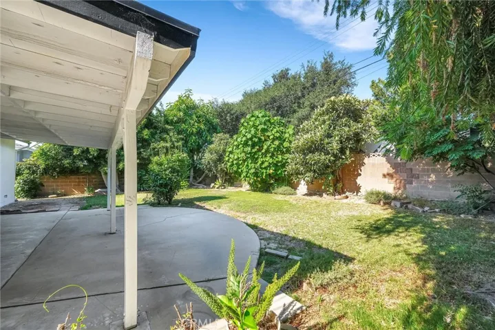 10141 Odessa Avenue, North Hills, California 91343