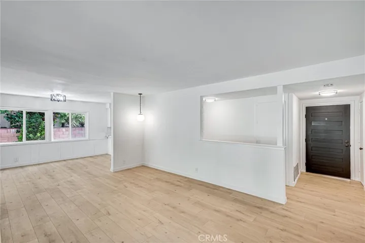 10141 Odessa Avenue, North Hills, California 91343