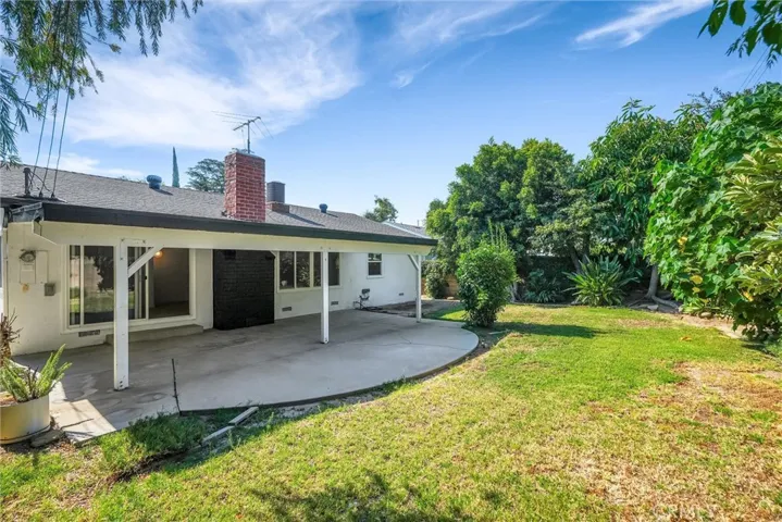 10141 Odessa Avenue, North Hills, California 91343