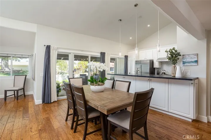 302 Esplanade, Newport Beach, California 92660