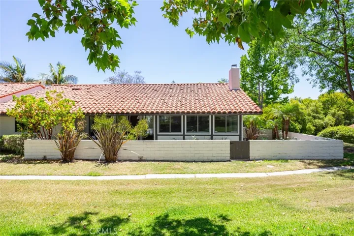 302 Esplanade, Newport Beach, California 92660