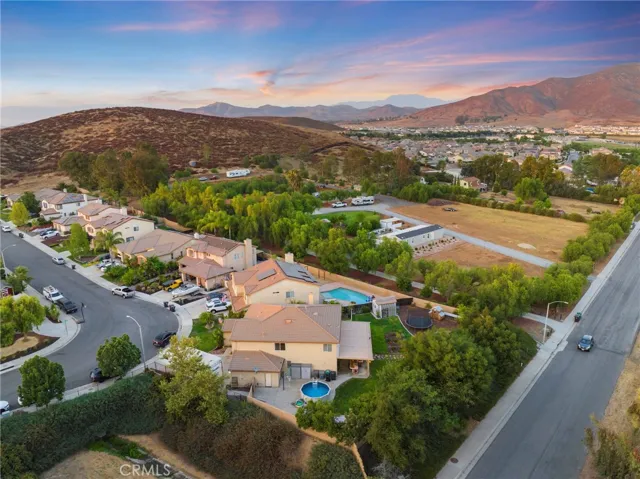 Large Quarter acre lot