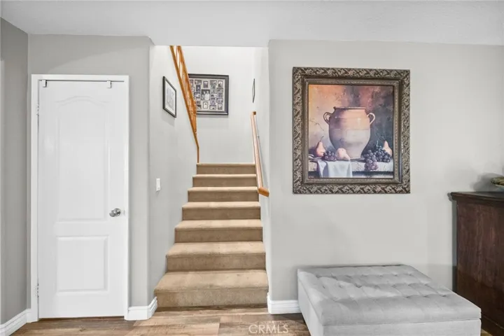 Let's go upstairs.