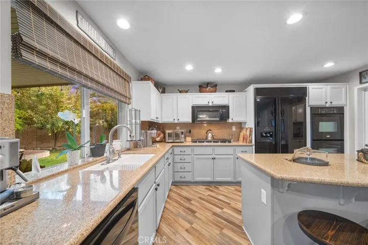 Large Kitchen