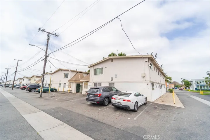923 927 Minnie Street, Santa Ana, California 92701