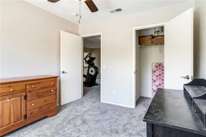 5520 Lone Pine Drive, Fontana, California 92336