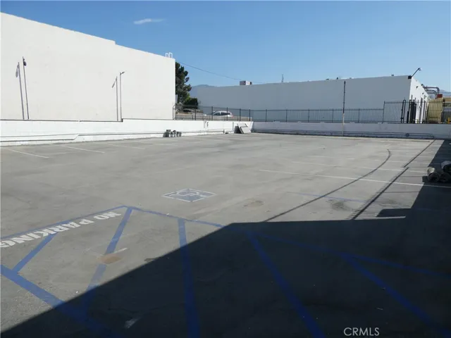 607 4th Street, San Fernando, California 91340