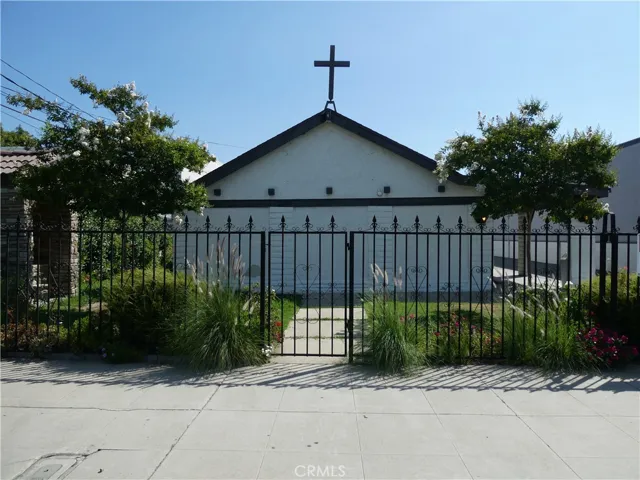 607 4th Street, San Fernando, California 91340