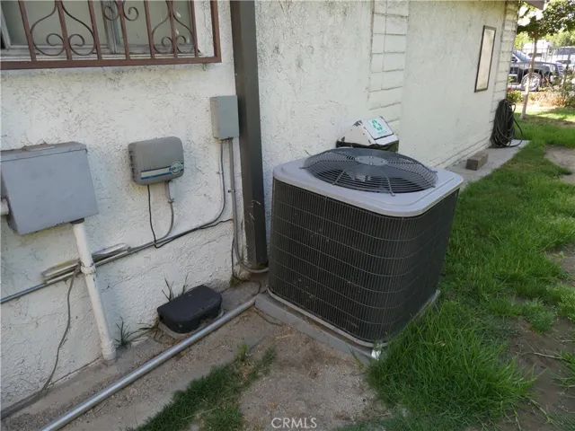 607 4th Street, San Fernando, California 91340