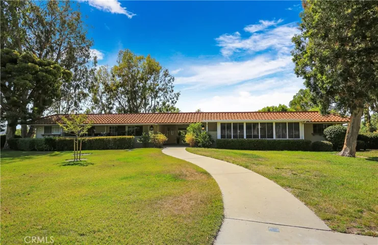 848 Ronda Mendoza N, Laguna Woods, California 92637