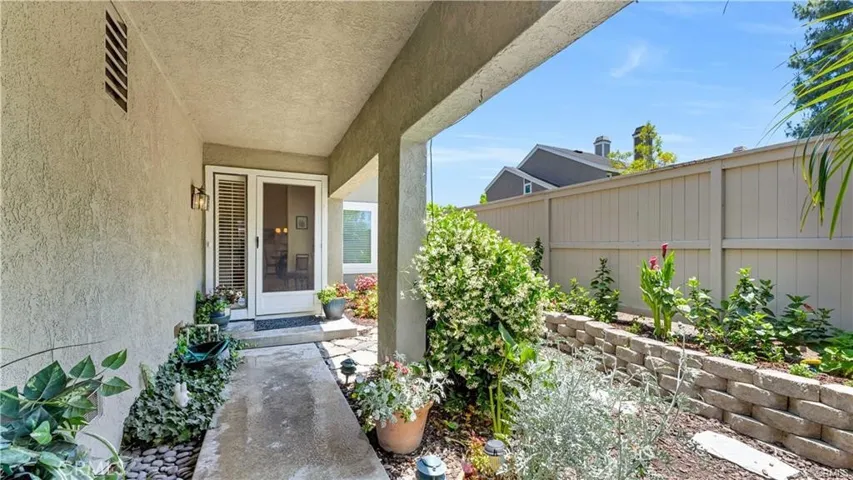 13 Willowgrove, Irvine, California 92604