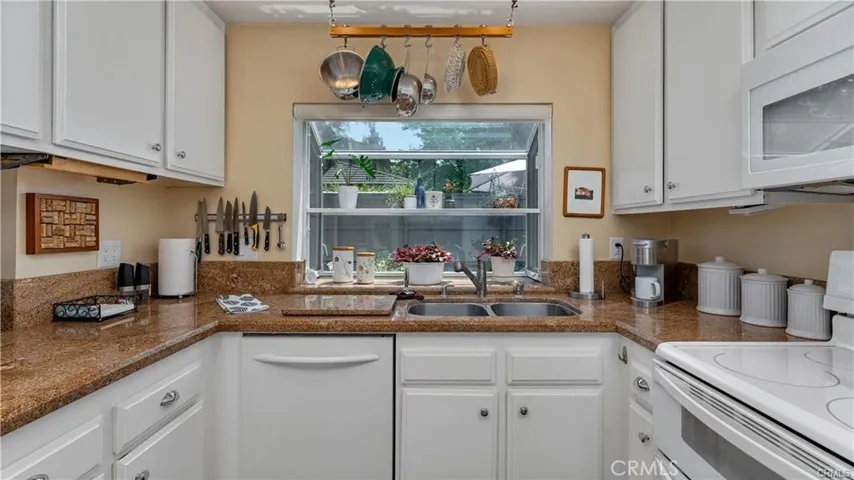13 Willowgrove, Irvine, California 92604