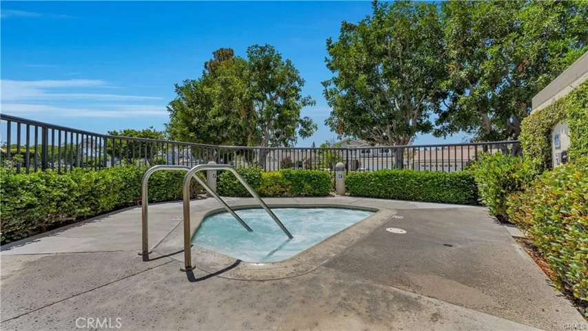 13 Willowgrove, Irvine, California 92604