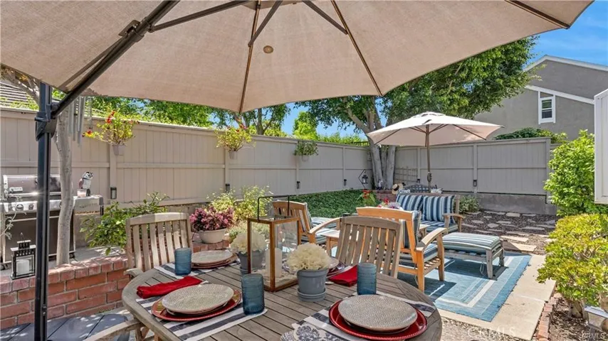 13 Willowgrove, Irvine, California 92604