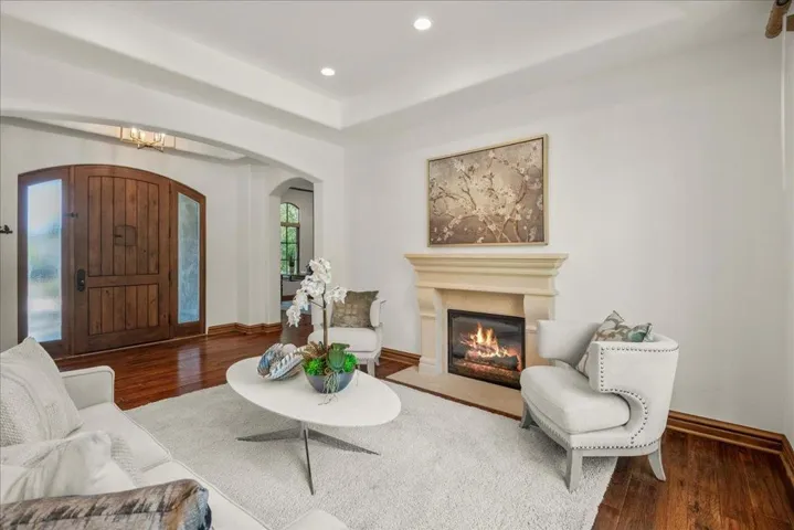 390 Chamisal Avenue, Los Altos, California 94022