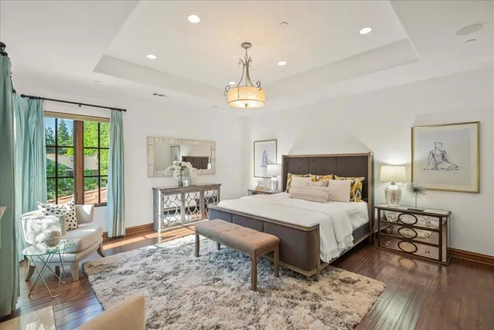 390 Chamisal Avenue, Los Altos, California 94022