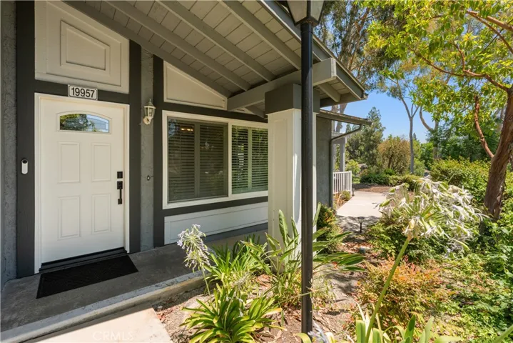 19957 Apple Creek Lane 9, Yorba Linda, California 92886