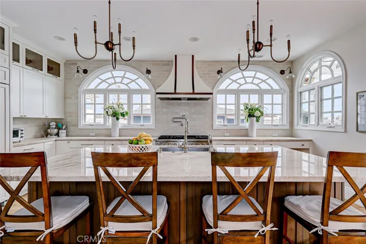 500 7th Street, Manhattan Beach, California 90266