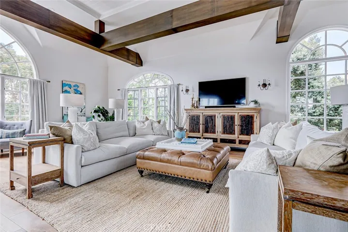 500 7th Street, Manhattan Beach, California 90266