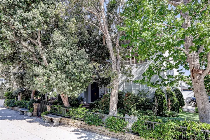 500 7th Street, Manhattan Beach, California 90266