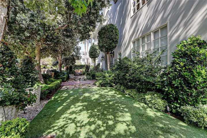 500 7th Street, Manhattan Beach, California 90266