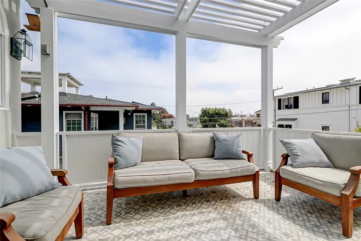 500 7th Street, Manhattan Beach, California 90266