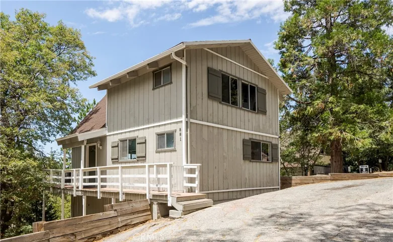 881 Rhine Road, Lake Arrowhead, California 92352