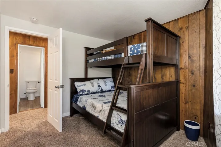 881 Rhine Road, Lake Arrowhead, California 92352