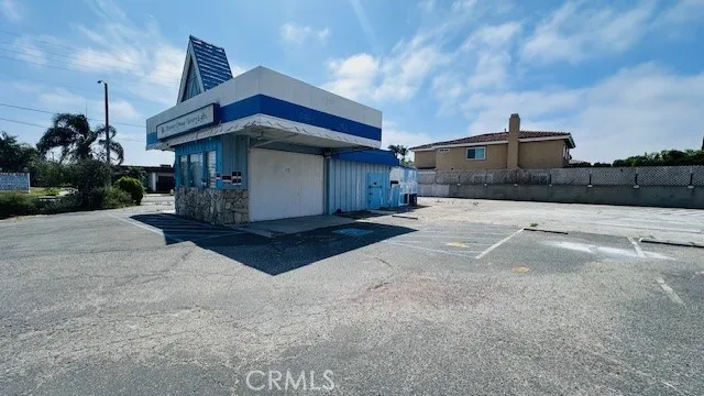 9080 Talbert Avenue, Fountain Valley, California 92708