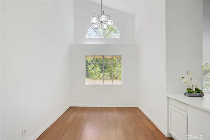 So much natural light!
