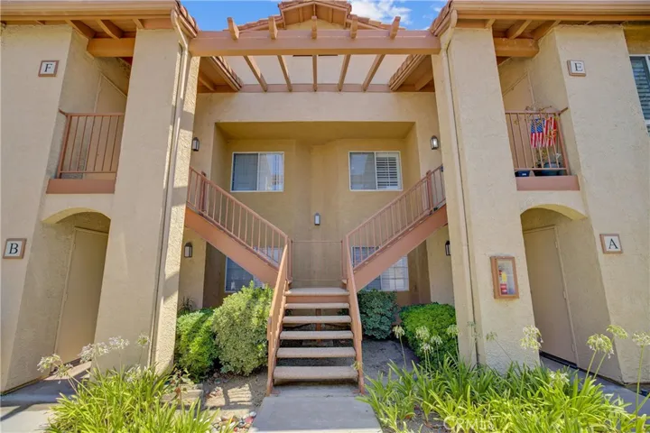 Upper Unit E to the right