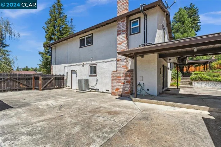 Side yard