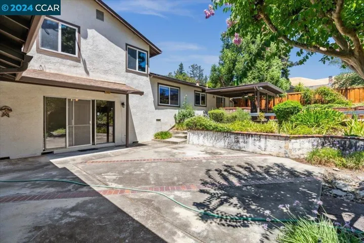 Rear patio off family room
