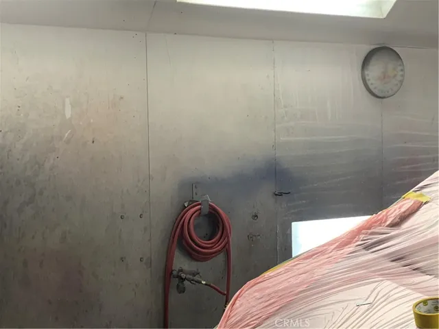 enclosed paint booth