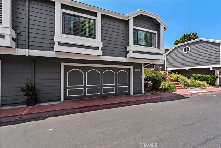 20081 Waterford Lane 102, Huntington Beach, California 92646