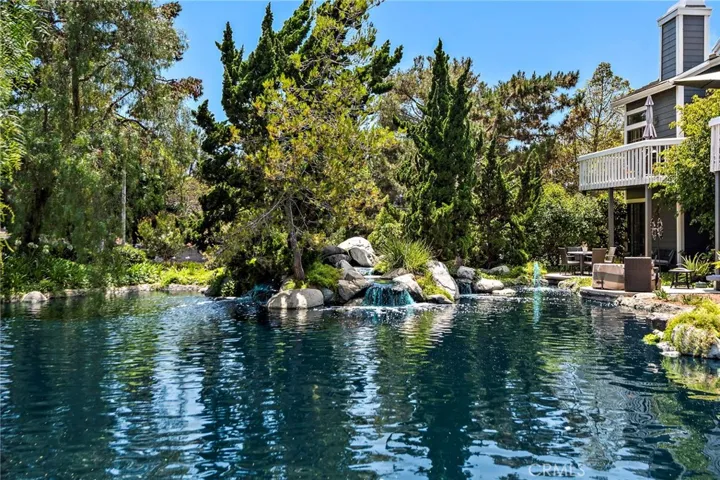20081 Waterford Lane 102, Huntington Beach, California 92646